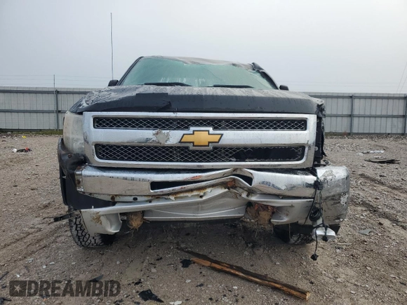 2013 Chevrolet Silverado 1500 LT with VIN 3GCPKSEA3DG109575, listed as a Copart auction lot 80770444 with 202,824 mi miles and Salvage Title. Bid and sale history available at DreamBid. Image 5.