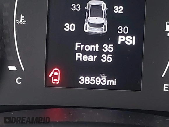 2020 Jeep Renegade Latitude with VIN ZACNJABB3LPL76503, listed as a IAAI auction lot 41467338 with 38,593 mi miles. Bid and sale history available at carsss.com. Image 16.