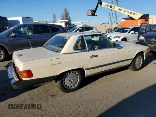 1988 Mercedes-Benz 560 SL with VIN WDBBA48D1JA079175, listed as a Copart auction lot 88116035 with 189,028 mi miles and Clean Title. Bid and sale history available at DreamBid. Image 3.