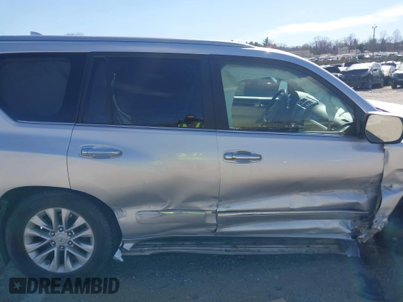 2019 Lexus GX 460 z VIN JTJBM7FX0K5210725, wystawiony jako IAAI lot #41862293 z przebiegiem 105 263 mil mil oraz . Historia ofert i sprzedaży dostępna na DreamBid. Obrazek 13.