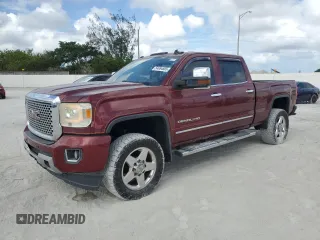 2015 GMC Sierra 2500HD Denali z VIN 1GT120E88FF102231, wystawiony jako Copart lot #54654565 z przebiegiem 305 654 mil mil oraz Czysty tytuł • Clean title. Historia ofert i sprzedaży dostępna na DreamBid. Obrazek 1.