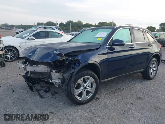2018 Mercedes-Benz GLC with VIN WDC0G4JB4JV094465, listed as a IAAI auction lot 41869125 with 77,356 mi miles. Bid and sale history available at carsss.com. Image 18.
