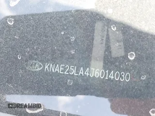 2018 Kia Stinger Premium with VIN KNAE25LA4J6014030, listed as a IAAI auction lot 41779050 with 151,471 mi miles. Bid and sale history available at carsss.com. Image 9.