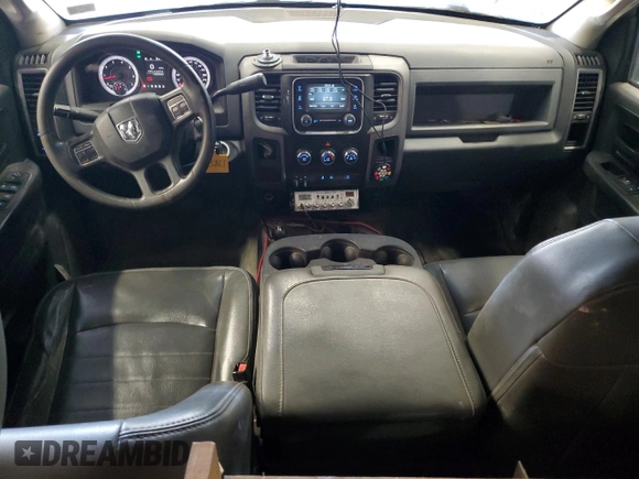 2015 Ram 2500 Tradesman z VIN 3C6TR5HT8FG574033, wystawiony jako Copart lot #52518655 z przebiegiem 149 348 mil mil oraz Czysty tytuł • Clean title. Historia ofert i sprzedaży dostępna na DreamBid. Obrazek 8.