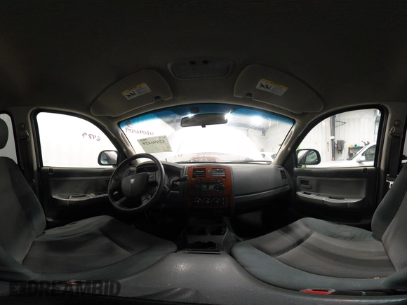 2005 Dodge Dakota SLT with VIN 1D7HW48N85S271477, listed as a IAAI auction lot 42096429 with 170,055 mi miles and . Bid and sale history available at DreamBid. Image 20.