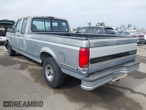1995 Ford F-150 with VIN 1FTEX15N2SKB76633, listed as a IAAI auction lot 42372554 with 219,161 mi miles and . Bid and sale history available at DreamBid. Image 3.