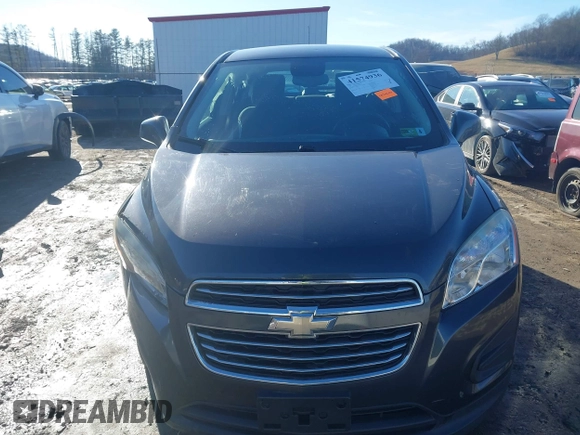 2016 Chevrolet Trax LS with VIN 3GNCJNSB8GL233537, listed as a IAAI auction lot 41574936 with 101,301 mi miles. Bid and sale history available at carsss.com. Image 12.