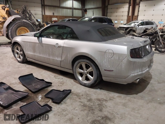 2012 Ford Mustang V6 with VIN 1ZVBP8EM9C5212396, listed as a IAAI auction lot 41398592 with 91,024 mi miles and . Bid and sale history available at carsss.com. Image 3.