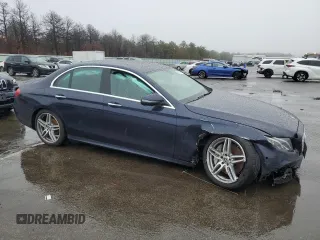 2019 Mercedes-Benz E-Class E 300 with VIN WDDZF4KB9KA582176, listed as a Copart auction lot 48872375 with 0 mi miles and Salvage Title. Bid and sale history available at carsss.com. Image 4.