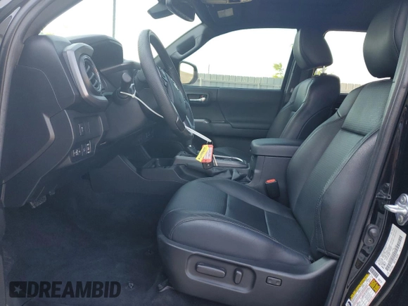 2022 Toyota Tacoma SR5 with VIN 3TYDZ5BN5NT013509, listed as a Copart auction lot 63307255 with 34,039 mi miles and Salvage title. Bid and sale history available at DreamBid. Image 7.