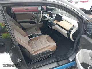 2019 BMW i3 with VIN WBY8P2C59K7D97415, listed as a IAAI auction lot 41509553 with 58,083 mi miles. Bid and sale history available at carsss.com. Image 5.
