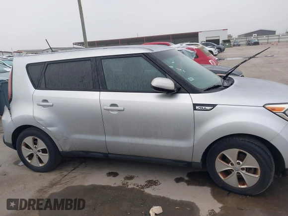 2016 Kia Soul with VIN KNDJN2A22G7834869, listed as a IAAI auction lot 41052392 with 100,551 mi miles. Bid and sale history available at carsss.com. Image 13.