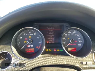 2007 Audi S8 z VIN WAUPN44E97N017256, wystawiony jako Copart lot #42918745 z przebiegiem 109 894 mil mil oraz Szkoda całkowita • Salvage title. Historia ofert i sprzedaży dostępna na DreamBid. Obrazek 9.
