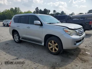 2010 Lexus GX 460 z VIN JTJBM7FX4A5011627, wystawiony jako Copart lot #59955545 z przebiegiem 298 043 mil mil oraz Czysty tytuł • Clean title. Historia ofert i sprzedaży dostępna na DreamBid. Obrazek 4.