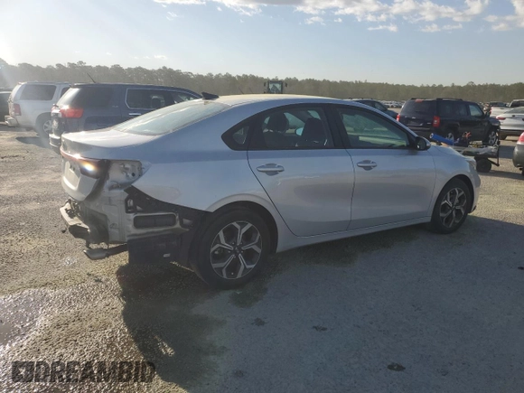 2021 Kia Forte LXS with VIN 3KPF24AD5ME389888, listed as a Copart auction lot 48965805 with 58,172 mi miles and Clean Title. Bid and sale history available at DreamBid. Image 3.