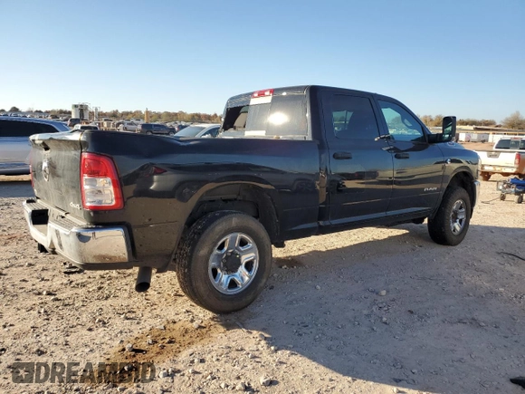 2021 Ram 2500 Tradesman with VIN 3C6UR5CL8MG630884, listed as a Copart auction lot 82829694 with 261,153 mi miles and Salvage Title. Bid and sale history available at carsss.com. Image 3.