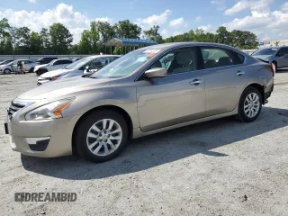 2013 Nissan Altima SL with VIN 1N4AL3AP7DC109946, listed as a Copart auction lot 61354625 with 200,895 mi miles and Salvage title. Bid and sale history available at DreamBid. Image 1.