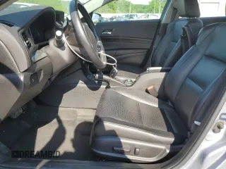 2016 Acura ILX Premium z VIN 19UDE2F72GA000591, wystawiony jako Copart lot #55469665 z przebiegiem 113 997 mil mil oraz Szkody całkowita. Historia ofert i sprzedaży dostępna na DreamBid. Obrazek 7.