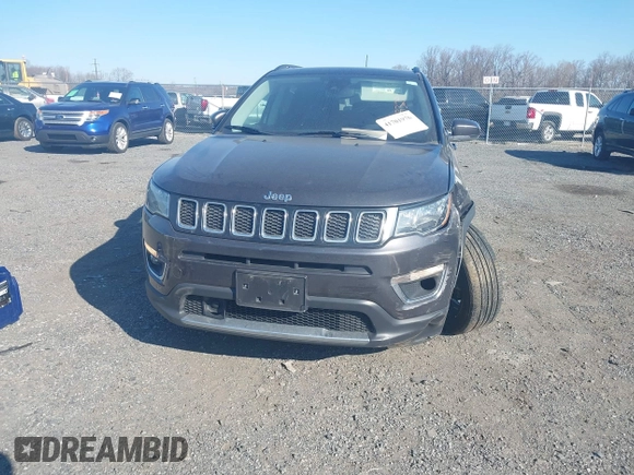 2021 Jeep Compass Limited with VIN 3C4NJDCB0MT583329, listed as a IAAI auction lot 41701976 with 57,815 mi miles and . Bid and sale history available at carsss.com. Image 12.