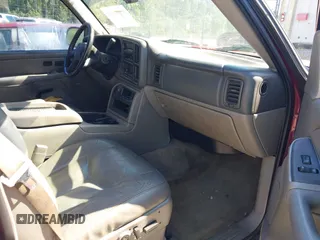 2005 Chevrolet Tahoe Z71 with VIN 1GNEC13T45R110181, listed as a IAAI auction lot 42197403 with 280,607 mi miles and . Bid and sale history available at DreamBid. Image 5.