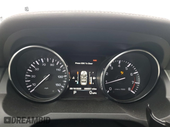 2015 Land Rover Range Rover Evoque Pure Premium with VIN SALVR2BG6FH044489, listed as a Copart auction lot 61339585 with 96,657 mi miles and Salvage title. Bid and sale history available at DreamBid. Image 9.