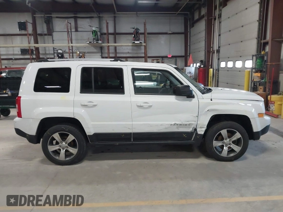 2016 Jeep Patriot High Altitude Edition with VIN 1C4NJRFB6GD581944, listed as a IAAI auction lot 41977804 with 162,906 mi miles. Bid and sale history available at carsss.com. Image 13.