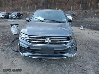 2024 Volkswagen Tiguan SEL R-Line with VIN 3VV4B7AX9RM160230, listed as a Copart auction lot 41581845 with 295 mi miles and Salvage Title. Bid and sale history available at carsss.com. Image 5.