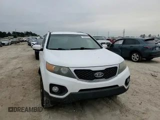 2011 Kia Sorento LX with VIN 5XYKT3A13BG133986, listed as a Copart auction lot 45411515 with 201,884 mi miles and Salvage Title. Bid and sale history available at carsss.com. Image 12.