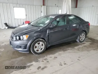 2013 Chevrolet Sonic LS z VIN 1G1JA5SG4D4190854, wystawiony jako Copart lot #51586425 z przebiegiem 30 510 mil mil oraz Szkoda całkowita • Salvage title. Historia ofert i sprzedaży dostępna na DreamBid. Obrazek 1.