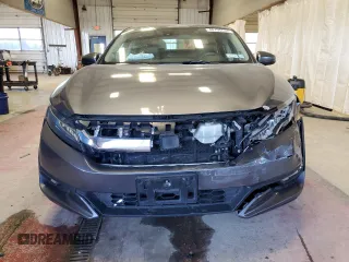 2018 Honda Clarity Plug-In Hybrid with VIN JHMZC5F11JC002088, listed as a Copart auction lot 48706444 with 138,277 mi miles. Bid and sale history available at carsss.com. Image 5.