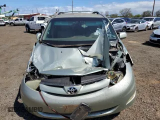 2006 Toyota Sienna XLE with VIN 5TDZA22C46S560990, listed as a Copart auction lot 43089095 with 0 mi miles and Salvage Title. Bid and sale history available at carsss.com. Image 5.