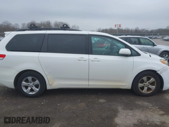 2012 Toyota Sienna LE AAS with VIN 5TDKK3DC0CS232950, listed as a IAAI auction lot 41988953 with 315,165 mi miles. Bid and sale history available at carsss.com. Image 13.