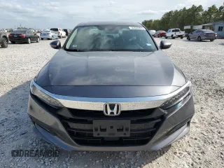 2018 Honda Accord Touring z VIN 1HGCV1F93JA149932, wystawiony jako Copart lot #52680825 z przebiegiem 50 179 mil mil oraz Czysty tytuł • Clean title. Historia ofert i sprzedaży dostępna na DreamBid. Obrazek 5.