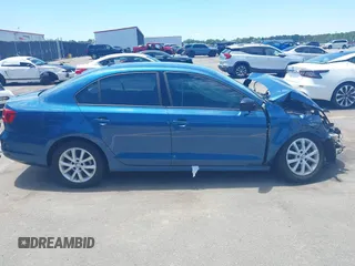 2015 Volkswagen Jetta SE с VIN 3VWD07AJXFM285827, выставлен на аукционе IAAI как лот 42325223 с пробегом 148 225 миль миль и . История ставок и продаж доступна на DreamBid. Изображение 14.