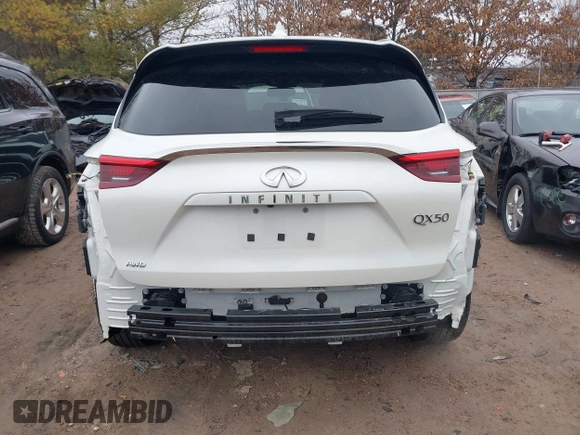 2021 Infiniti QX50 LUXE with VIN 3PCAJ5BB0MF105478, listed as a IAAI auction lot 41696084 with 49,084 mi miles. Bid and sale history available at carsss.com. Image 21.