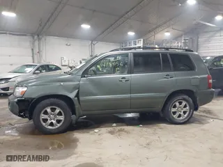 2006 Toyota Highlander w/3rd Row with VIN JTEEP21A460153635, listed as a IAAI auction lot 41618056 with 136,204 mi miles. Bid and sale history available at carsss.com. Image 14.
