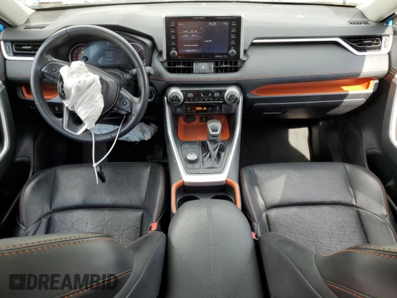 2019 Toyota RAV4 Adventure with VIN 2T3J1RFV1KW032138, listed as a Copart auction lot 61402715 with 140,355 mi miles and Salvage title. Bid and sale history available at DreamBid. Image 8.