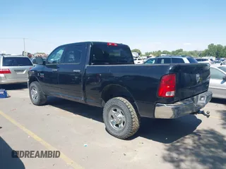 2012 Ram 2500 ST z VIN 3C6UD5CL2CG291018, wystawiony jako IAAI lot #42573010 z przebiegiem Nie podano mil oraz . Historia ofert i sprzedaży dostępna na DreamBid. Obrazek 3.