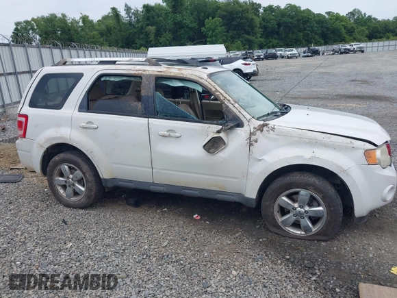 2011 Ford Escape Limited с VIN 1FMCU0EG9BKB38467, выставлен на аукционе IAAI как лот 42383927 с пробегом 271 130 миль миль и . История ставок и продаж доступна на DreamBid. Изображение 13.