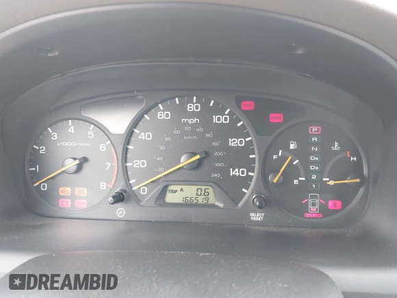 2000 Honda Accord EX z VIN 1HGCG2258YA006827, wystawiony jako IAAI lot #42140679 z przebiegiem 166 519 mil mil oraz . Historia ofert i sprzedaży dostępna na DreamBid. Obrazek 7.