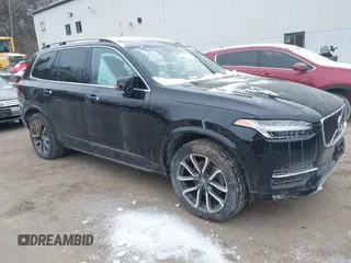 2018 Volvo XC90 Momentum with VIN YV4102PKXJ1378519, listed as a IAAI auction lot 41363174 with 66,763 mi miles. Bid and sale history available at carsss.com. Image 1.
