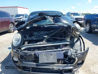 2016 MINI Hardtop S with VIN WMWXP7C51G3B49102, listed as a IAAI auction lot 42443771 with 97,626 mi miles and . Bid and sale history available at DreamBid. Image 12.