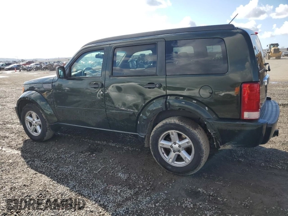 2010 Dodge Nitro SXT z VIN 1D4PT5GK2AW131913, wystawiony jako Copart lot #42711015 z przebiegiem 177 637 mil mil oraz Szkoda całkowita • Salvage title. Historia ofert i sprzedaży dostępna na DreamBid. Obrazek 2.