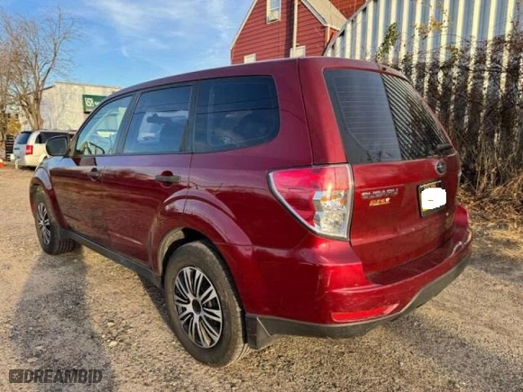 2009 Subaru Forester (Natl) X with VIN JF2SH61679H719981, listed as a Copart auction lot 42956845 with NaN miles and Clean Title. Bid and sale history available at carsss.com. Image 3.