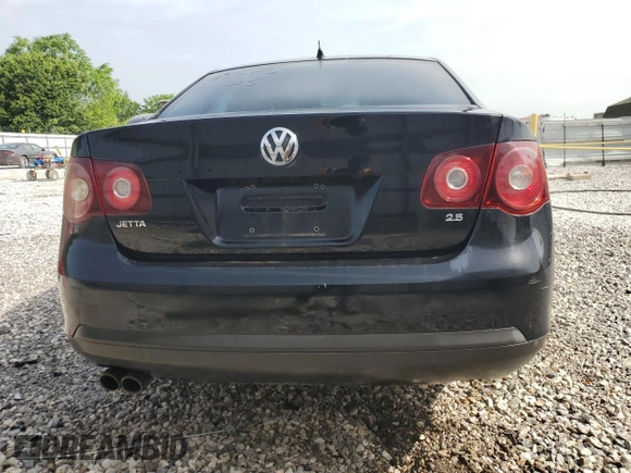 2009 Volkswagen Jetta S z VIN 3VWJM71K39M165677, wystawiony jako Copart lot #56901665 z przebiegiem 202 632 mil mil oraz Czysty tytuł • Clean title. Historia ofert i sprzedaży dostępna na DreamBid. Obrazek 6.