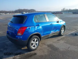 2016 Chevrolet Trax LS with VIN KL7CJNSB3GB555610, listed as a IAAI auction lot 41687384 with 95,626 mi miles. Bid and sale history available at carsss.com. Image 4.