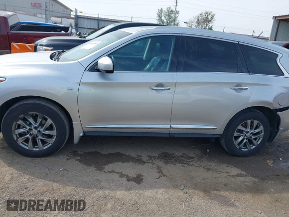 2015 Infiniti QX60 with VIN 5N1AL0MM8FC556374, listed as a IAAI auction lot 41931000 with 136,912 mi miles and . Bid and sale history available at DreamBid. Image 14.