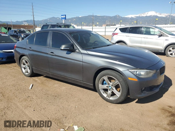 2015 BMW 3 Series 328i xDrive с VIN WBA3B5C55FF961871, выставлен на аукционе Copart как лот 56194425 с пробегом Не указан миль и Чистый • Clean title. История ставок и продаж доступна на DreamBid. Изображение 4.
