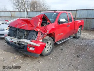 2011 Chevrolet Silverado 1500 LT with VIN 1GCRCSE06BZ301714, listed as a IAAI auction lot 41846876 with 101,628 mi miles. Bid and sale history available at carsss.com. Image 17.