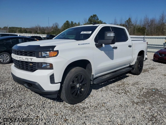 2021 Chevrolet Silverado 1500 Custom with VIN 1GCPYBEK8MZ192069, listed as a Copart auction lot 48770685 with 69,401 mi miles and Salvage Title. Bid and sale history available at carsss.com. Image 1.